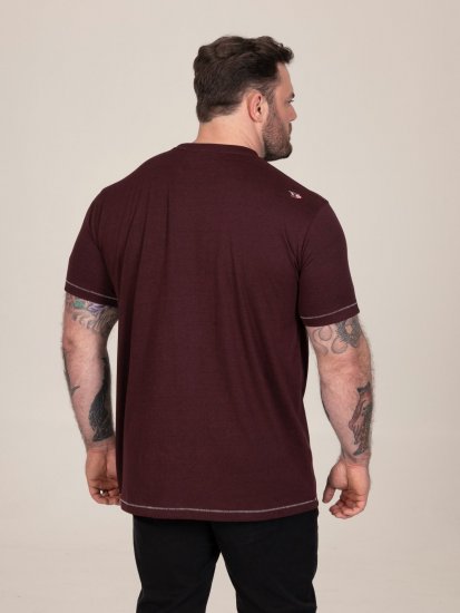 D555 Baldwin Grumpy Old Man Club Print Crew Neck T-shirt Burgundy/ Black Twist - T-shirts - T-shirts Homem Tamanhos Grandes