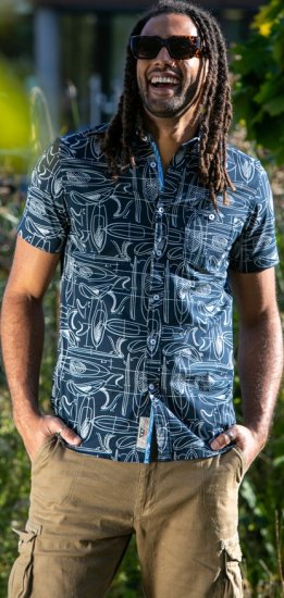 D555 Worthing Surf AOP Short Sleeve Button Down Collar Shirt Navy - Camisas - Camisas Homem Tamanhos Grandes