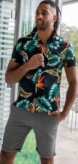 D555 Selby Hawaiian AOP Short Sleeve Revere Collar Shirt Black - Camisas - Camisas Homem Tamanhos Grandes