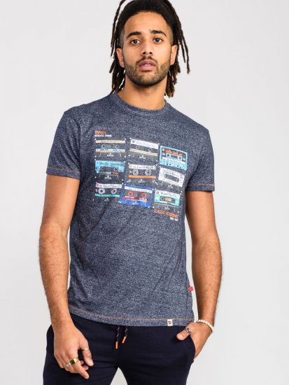 D555 Apsey Multi Cassette Tape Printed T-Shirt - T-shirts - T-shirts Homem Tamanhos Grandes