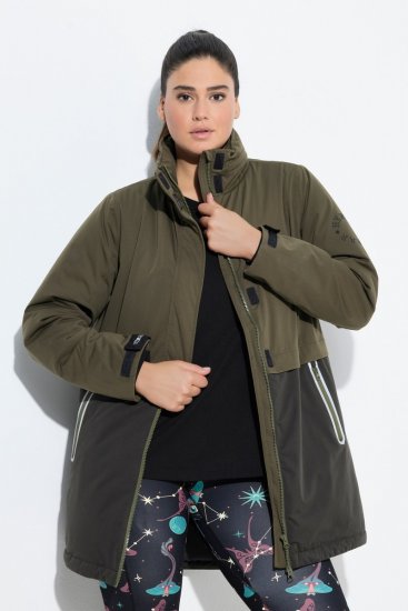 Ulla Popken 843480 Casaco técnico HYPRAR bicolor com capuz Verde azeitona - Casacos - Casacos de Mulher em Tamanhos Grandes