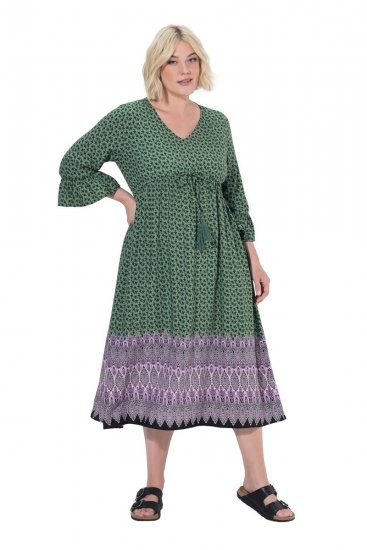 Ulla Popken 847798 Vestido midi evasê com decote em V Verde escuro - Vestidos midi - Vestidos Midi Tamanhos Grandes
