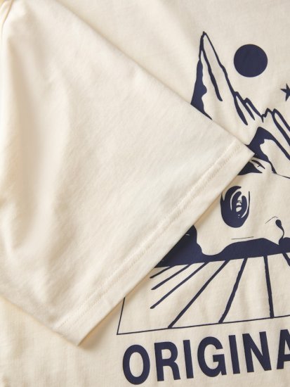 Jack & Jones Bellagio Collage Crew Neck T-Shirt Antique White - T-shirts - T-shirts Homem Tamanhos Grandes