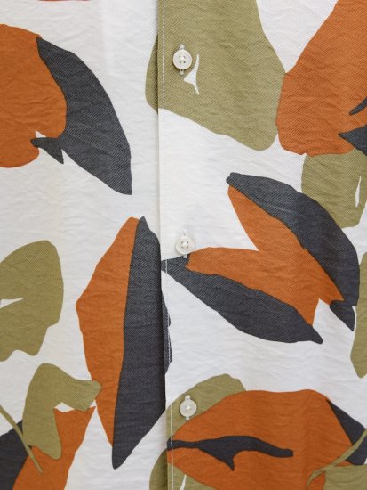 Jack & Jones Vira Marshall AOP Short Sleeve Shirt Cloud Dancer - Camisas - Camisas Homem Tamanhos Grandes