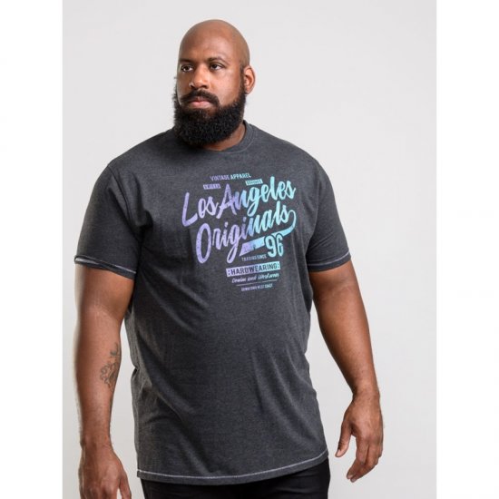 D555 Simmons T-shirt Black - T-shirts - T-shirts Homem Tamanhos Grandes