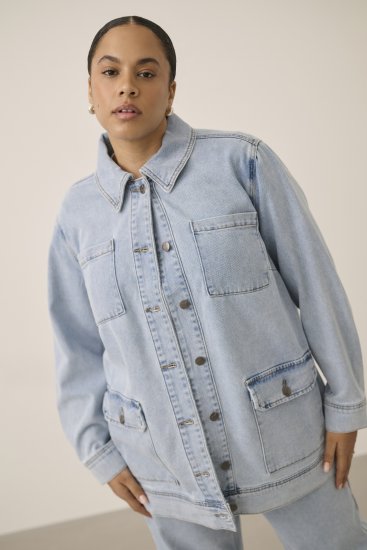 Kaffe Curve Ninna Casual Jacket Light Blue Washed - Jaquetas - 