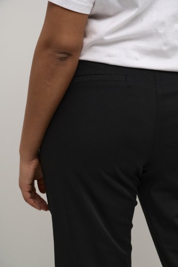 Kaffe Curve Leana Calças Chino 7/8 Preto Profundo - Jeans & Calças Femininas em Tamanhos Grandes – Plus Size - 