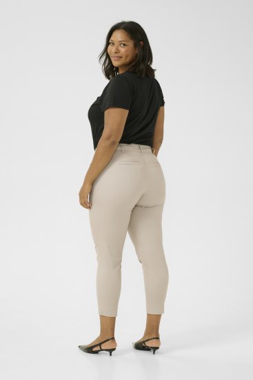 Kaffe Curve Leana Calças Chino 7/8 Cinzento Pluma - Jeans & Calças Femininas em Tamanhos Grandes – Plus Size - 