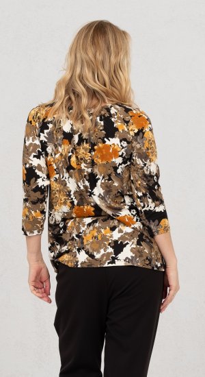 Scandinavian Caramel Flowers Blouse Orange and Brown - T-shirts estampadas para mulher - 