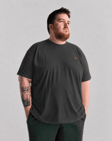 Motley Denim Stockholm T-shirt Charcoal - T-shirts - T-shirts Homem Tamanhos Grandes